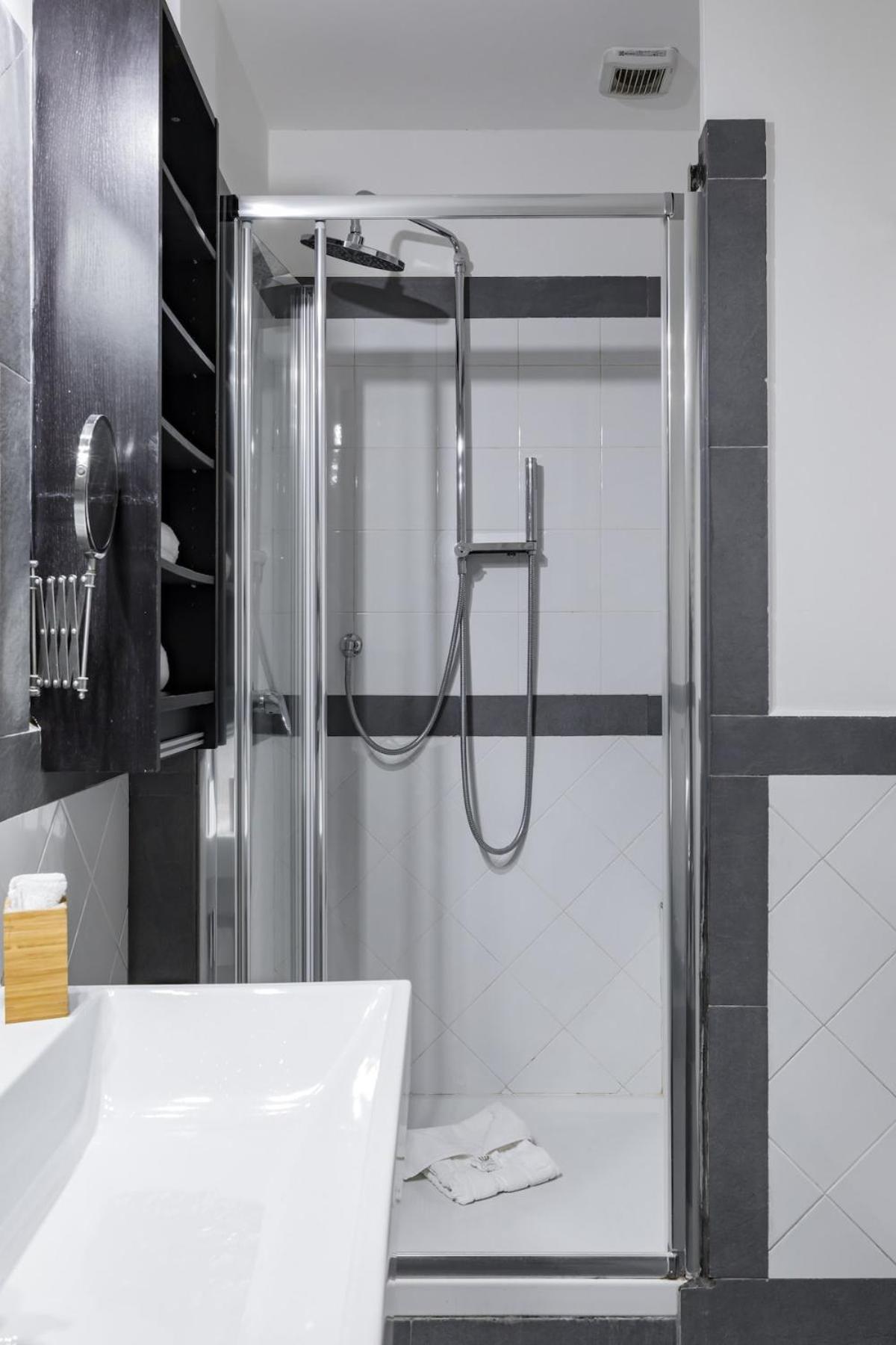 Trevi Fountain Modern Loft Apartamento *